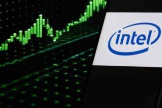 SoftBank equity investment in Intel